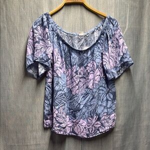 GAP Blue and Pink Blouse size medium NWT